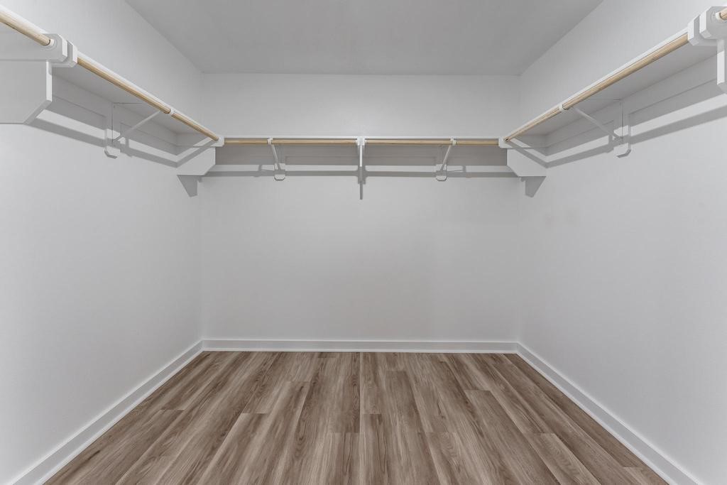 Applewood Estates - Residential Lease