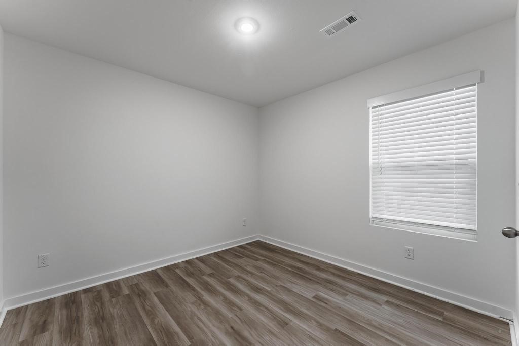 Applewood Estates - Residential Lease
