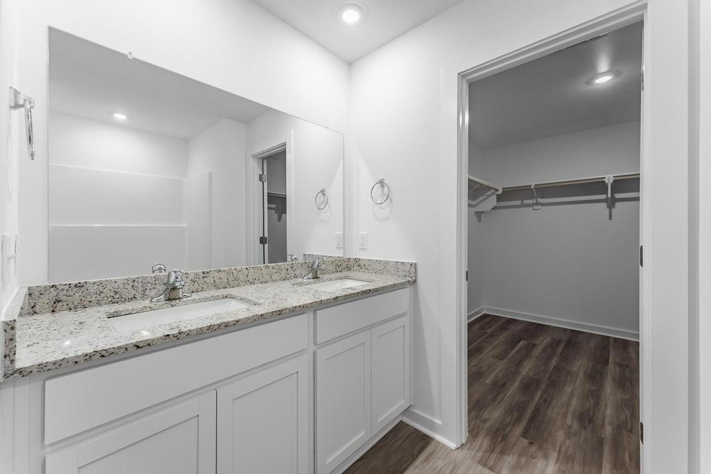 Applewood Estates - Residential Lease