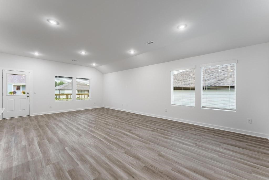 Applewood Estates - Residential Lease