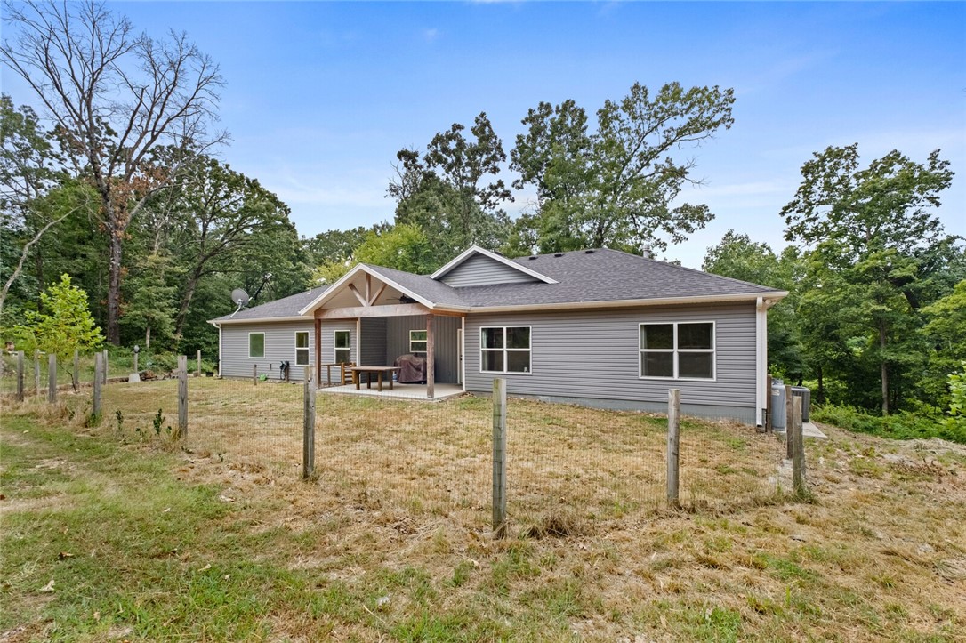 26-20-33-RURAL - Residential