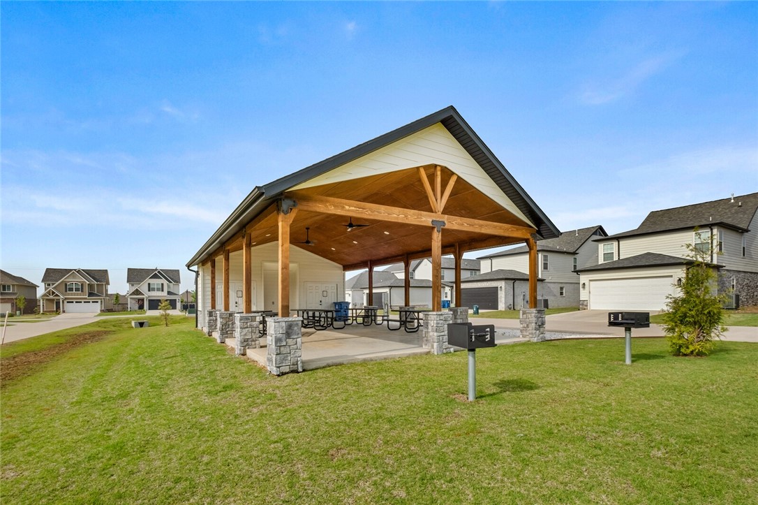 Glen Arbor Sub Bentonville - Residential Lease