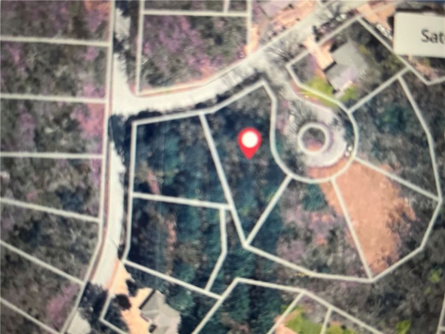 Nice building lot in Booming Bella Vista.   Great site for your new dream home to be built.