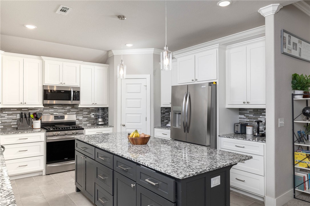 Hickory Meadows Sub Ph 2 - Residential