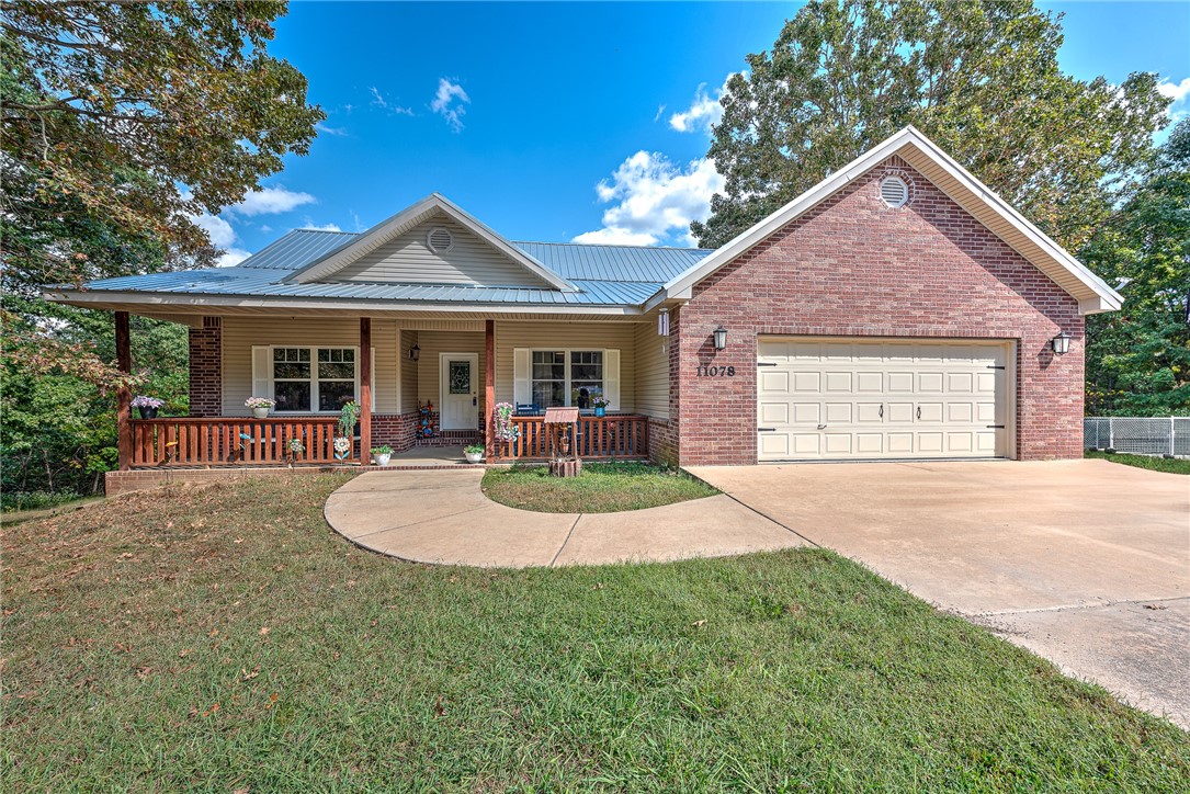 Charming 3-Bedroom Home on 3+ Acres in Gravette, Arkansas. This lovely 3-bedroom, 2-bath home offers a desirable split floor plan, ensuring comfort and privacy for all. The primary suite features its own private bath, while two additional bedrooms share a second bath. A spacious 2-car garage provides plenty of room for vehicles or storage. Nestled on over 3 acres, this property offers the serenity of country living while being just 22 minutes from the Walmart Home Officeāperfectly balancing tranquility and convenience!