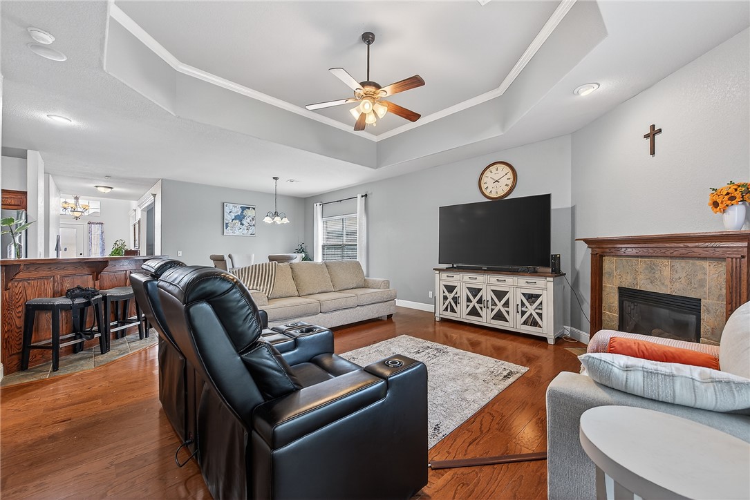 Meadows At Woods Crk, The Bentonville - Residential