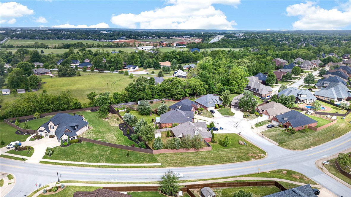 Meadows At Woods Crk, The Bentonville - Residential