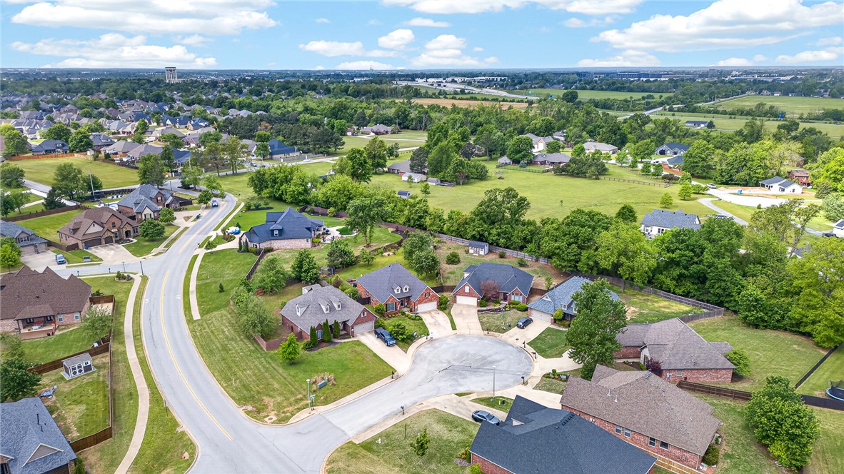 Meadows At Woods Crk, The Bentonville - Residential