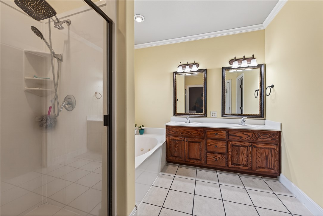 Meadows At Woods Crk, The Bentonville - Residential