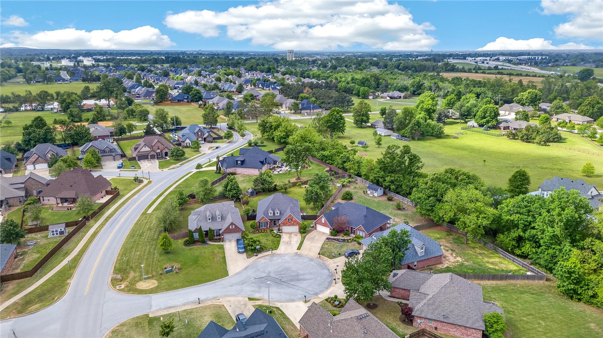 Meadows At Woods Crk, The Bentonville - Residential