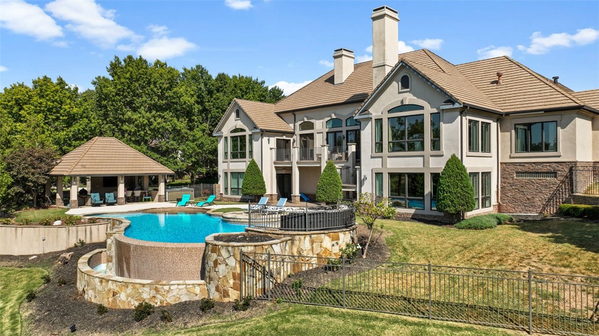 Pinnacle Country Club - Residential