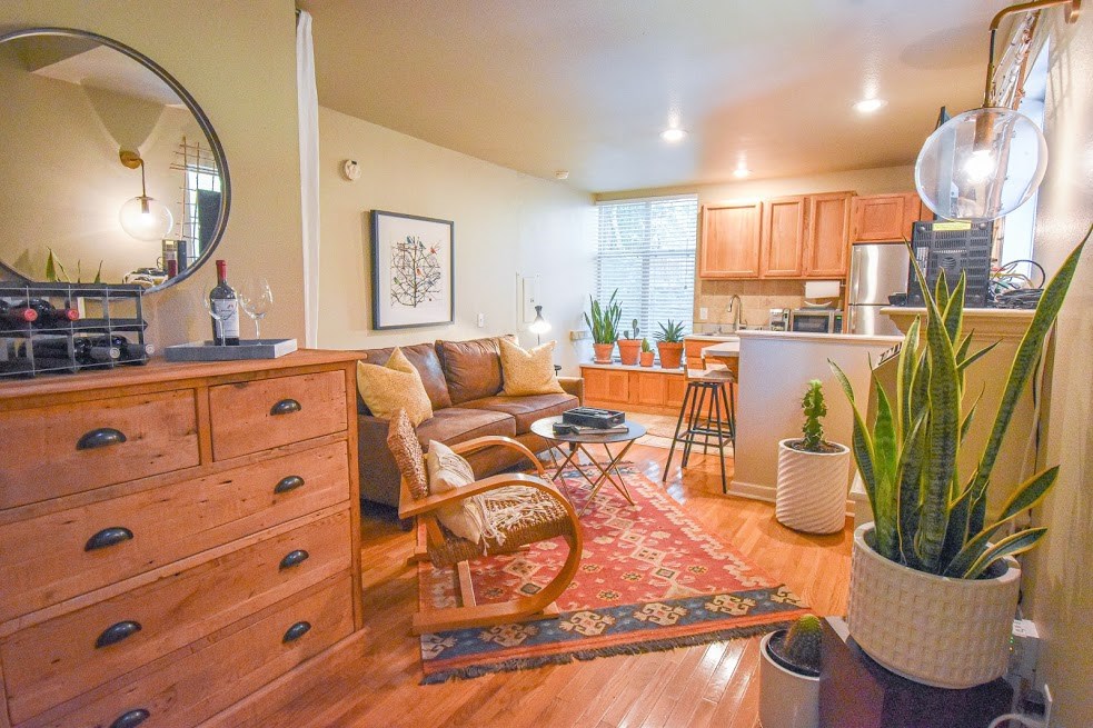 LOCATION, LOCATION, LOCATION!!!! Walking distance to library, park, Dickson the square and more!!!!UPDATED and oversized washer/dryer and fridge CONVEY! Open floor plan with gorgeous well thought out finishes, hard wood flooring, new carpet, new appliances, light fixtures and paint!!!! A must see!!!!