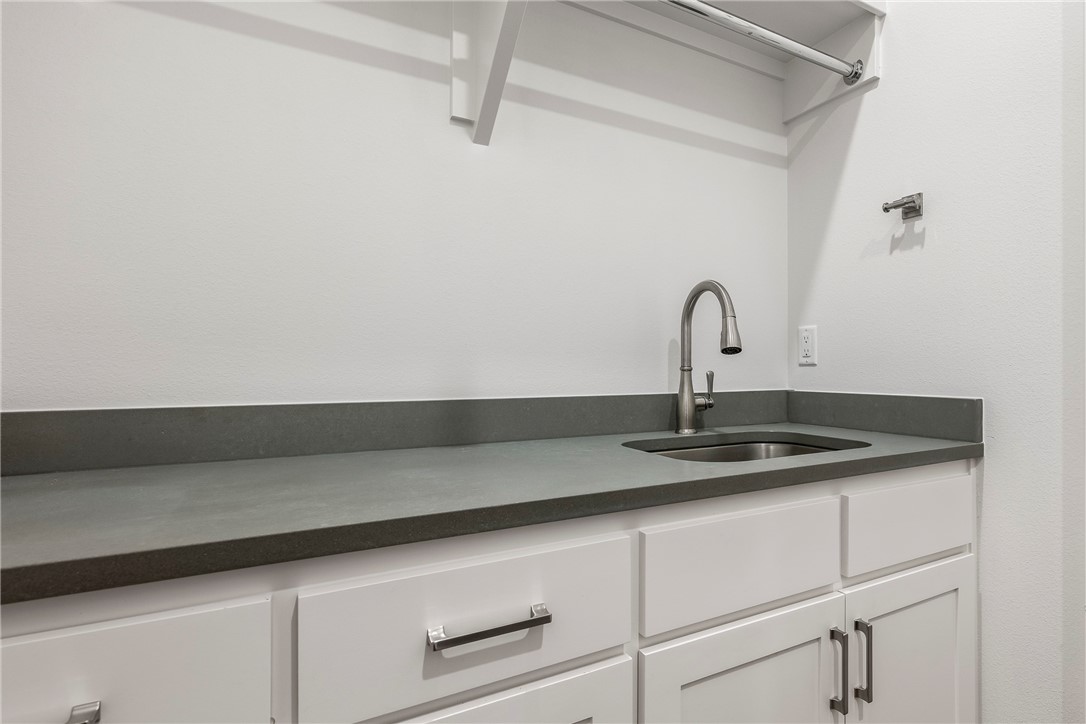 Kelaen Sub Bvv - Residential