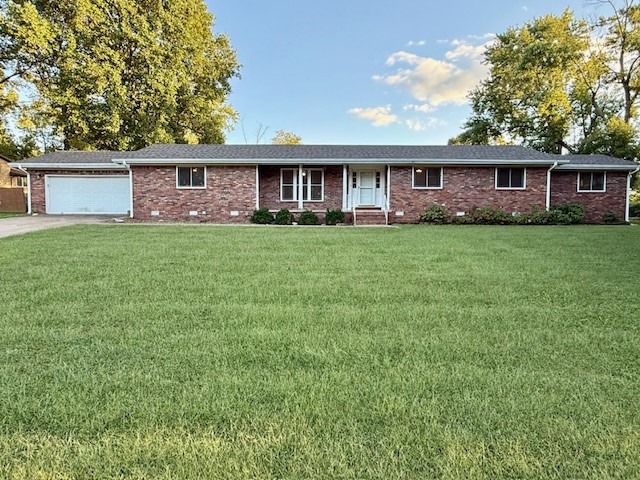 Spacious updated 5-bedroom, 3-bathroom home offers more than 2700 sq ft of living space. The open layout features a cozy wood burning fireplace, kitchen with granite countertops, stainless appliances, and a walk-in pantry. The primary suite includes a tile shower, private walkout patio access, and quick entry to the exterior tornado shelter located beneath the home. Four additional bedrooms provide plenty of flexibility for family, guests or a home office. Step in the backyard with an in-ground pool, great for summer relaxation and entertaining. Ideally located near downtown Gravette, schools and close to local parks. New roof in 2025