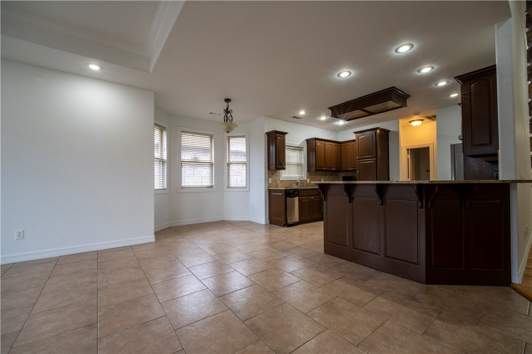 Brighton Heights Sub Bentonville - Residential Lease