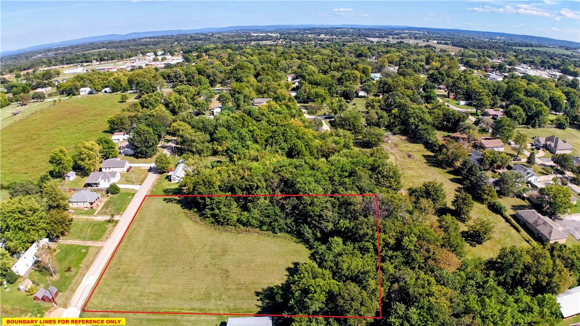 Lincoln Outlots - Land