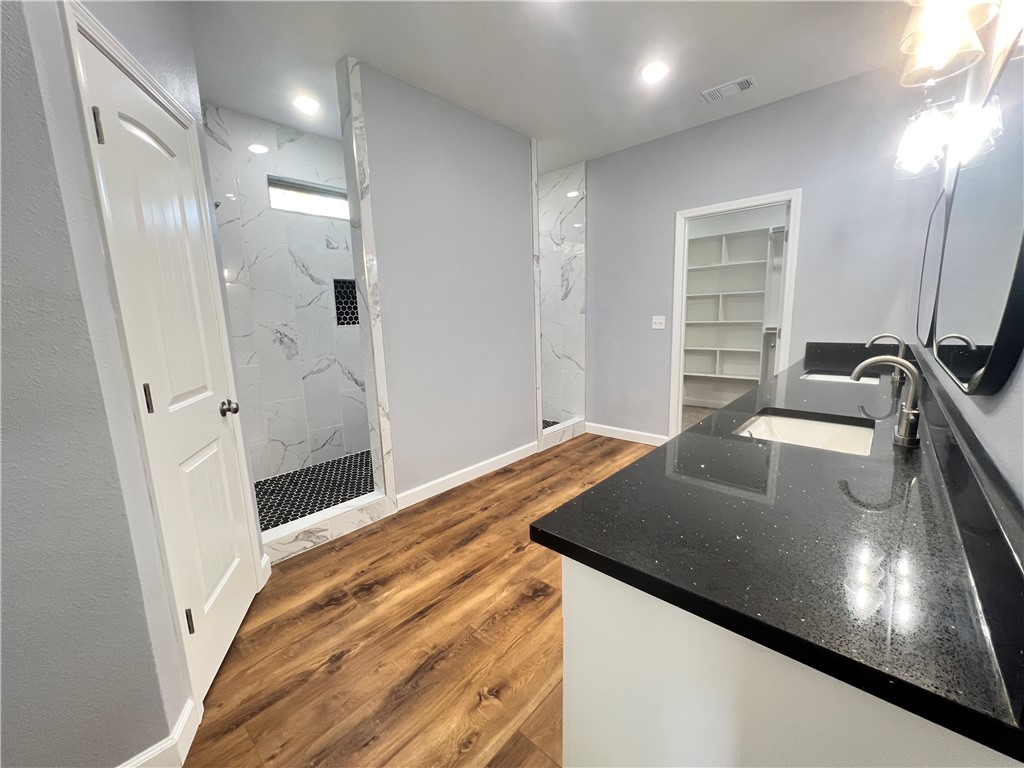 Mary Manor - Residential