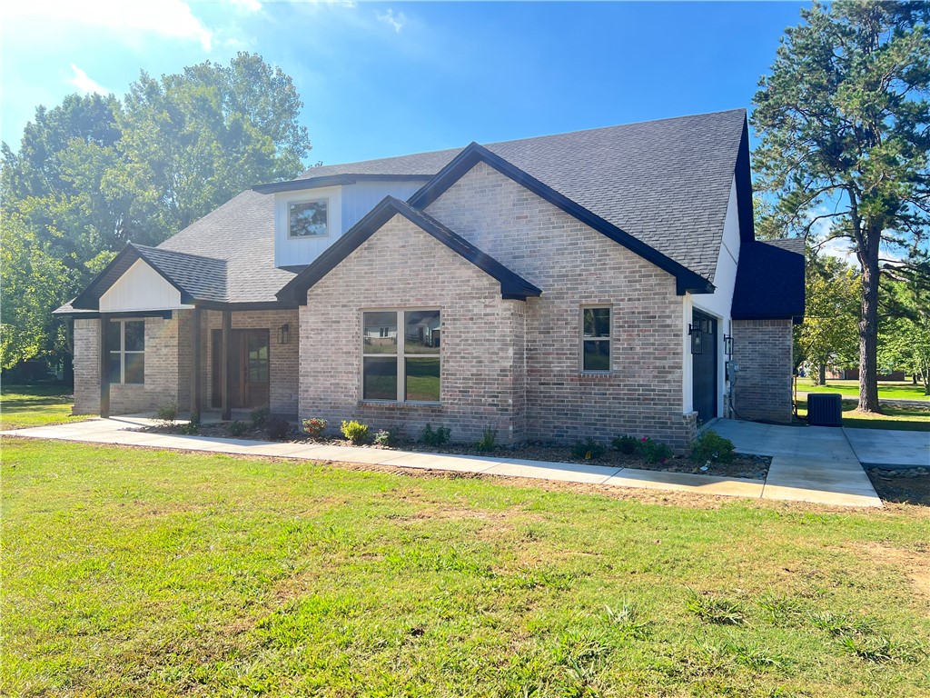 Mary Manor - Residential
