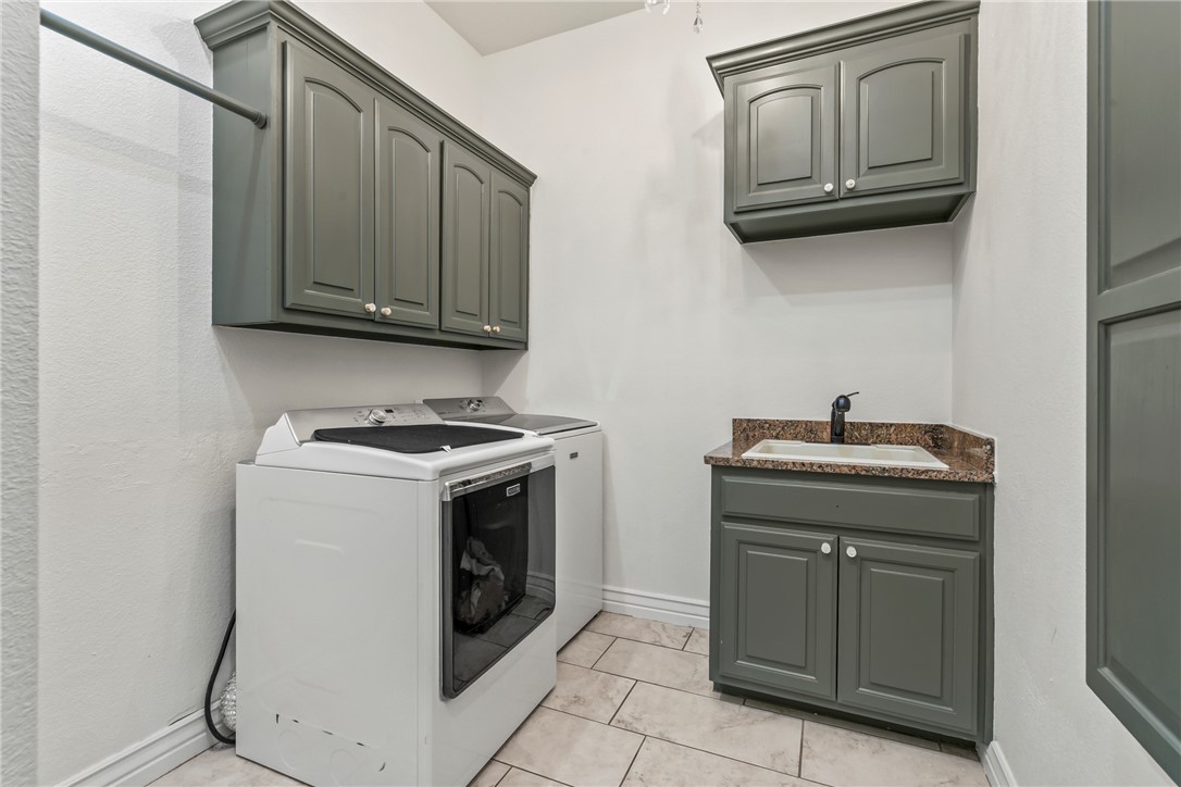 The Falls - Residential