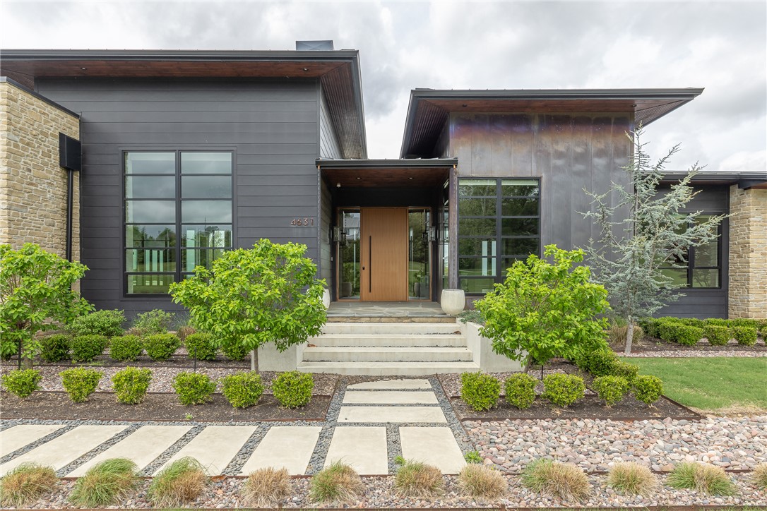 4631 Bridgewater Lane