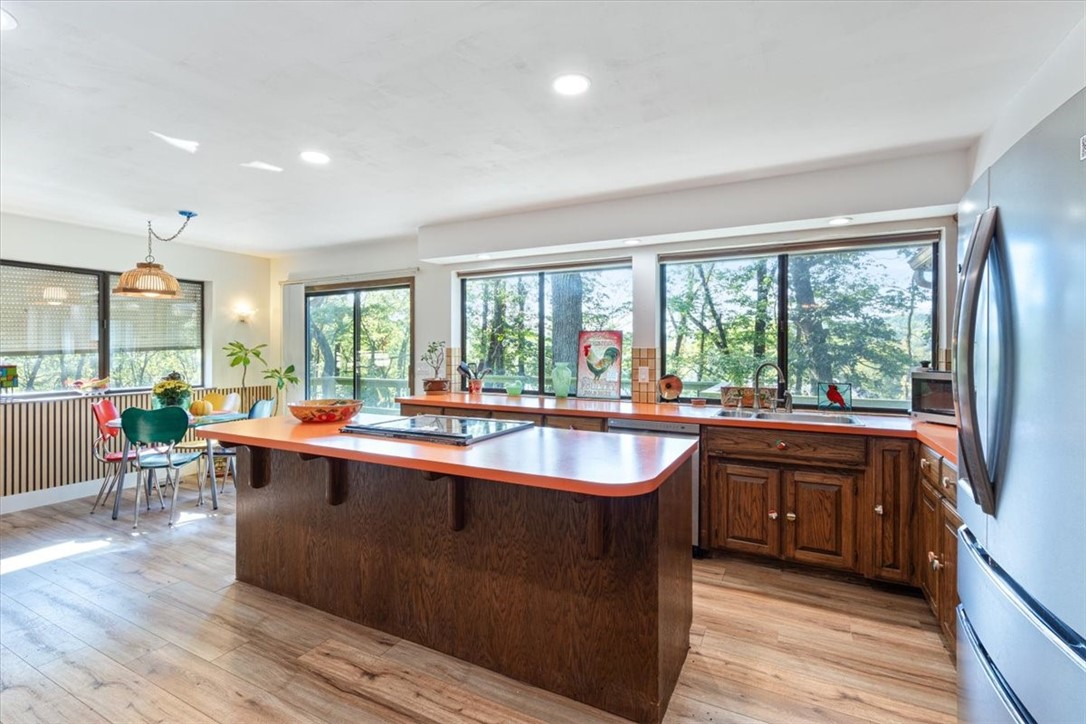 Lands End Sub Bvv - Residential
