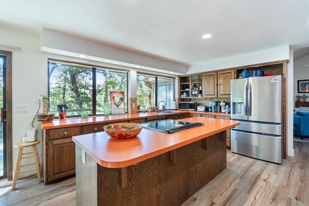 Lands End Sub Bvv - Residential