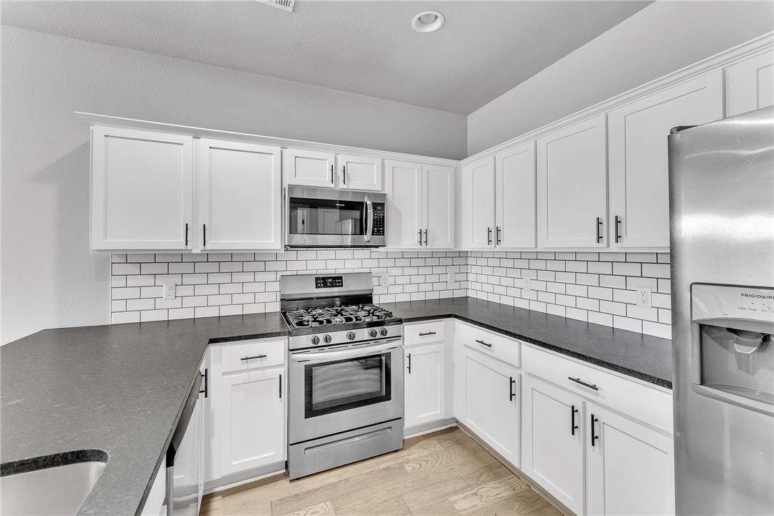 Grove Ph Iii, The Rogers - Residential