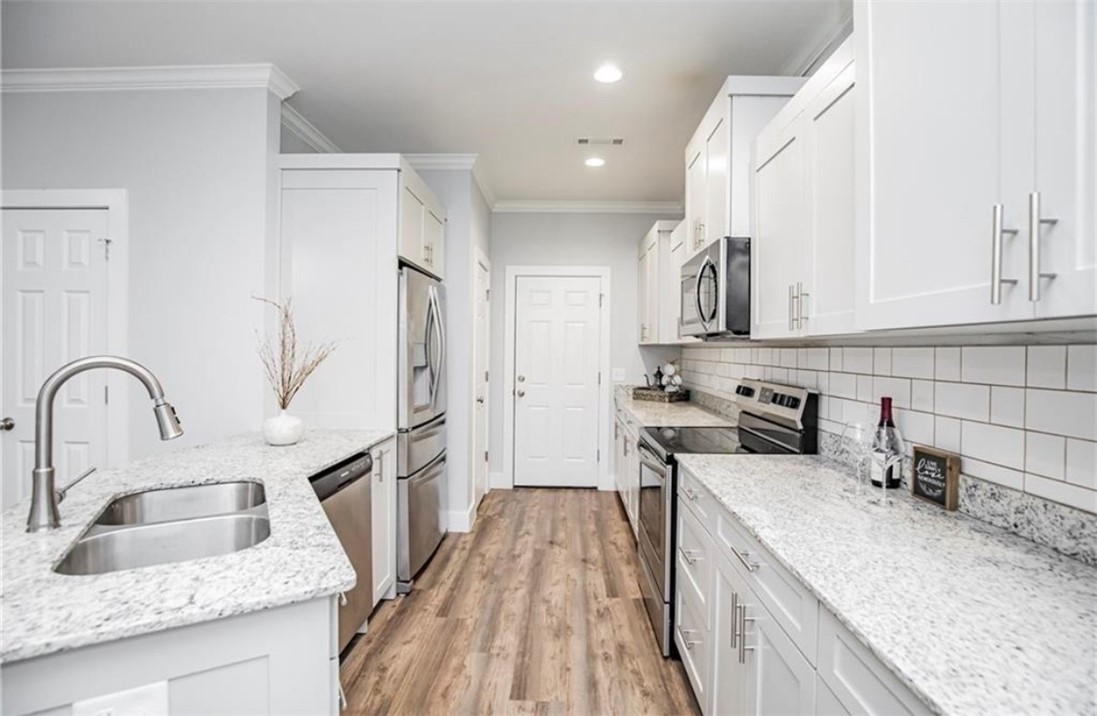 Allendale Sub Bvv - Residential Lease