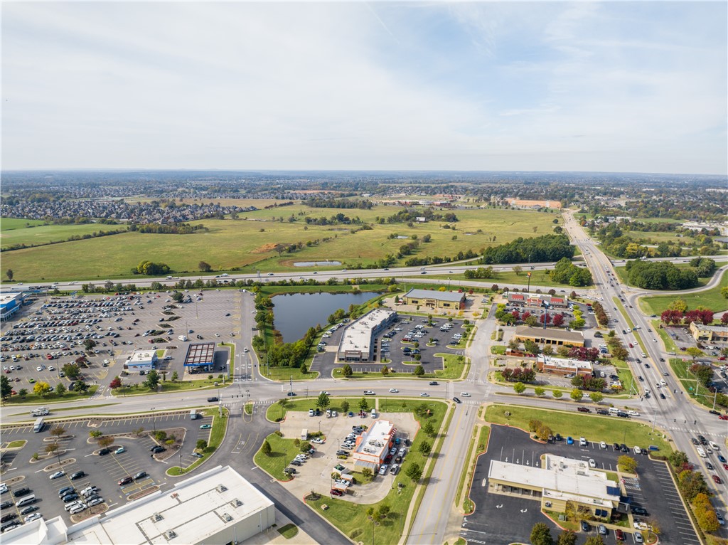 MILLS FARM COMMERCIAL-ROGERS - Land