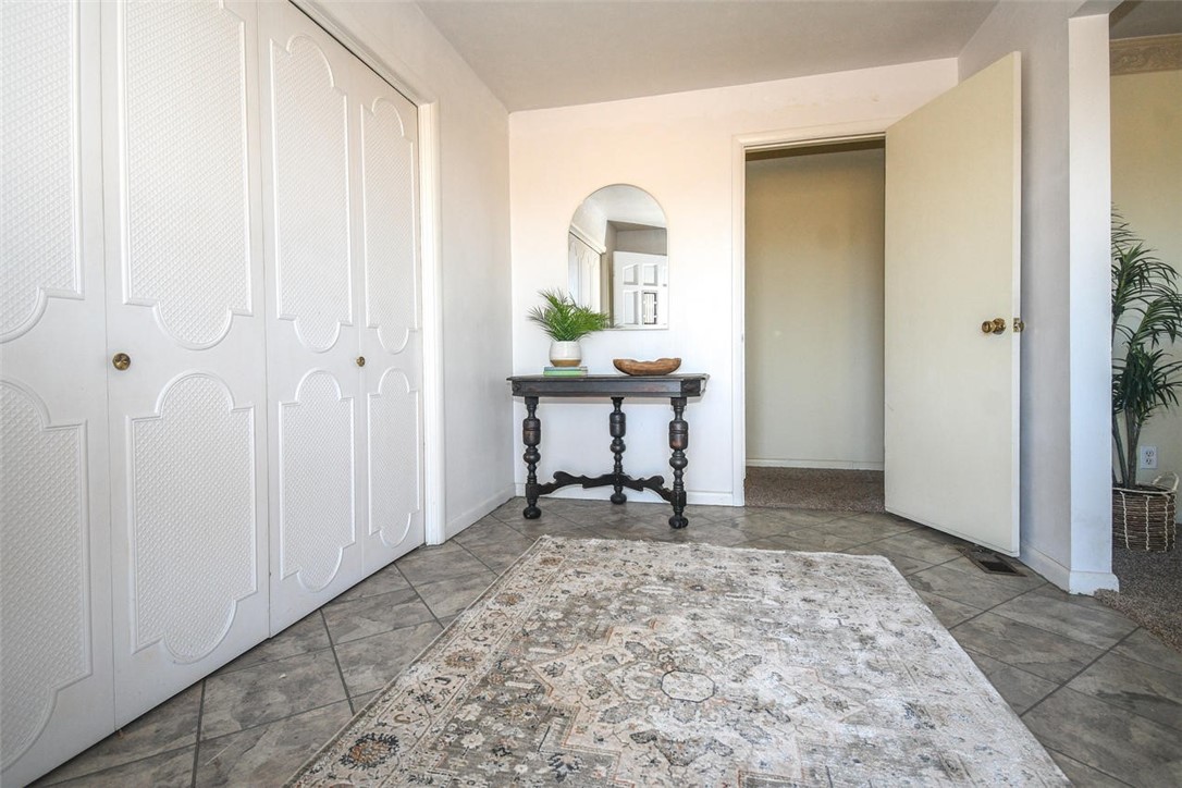 Western Hills Sub Siloam Spgs - Residential