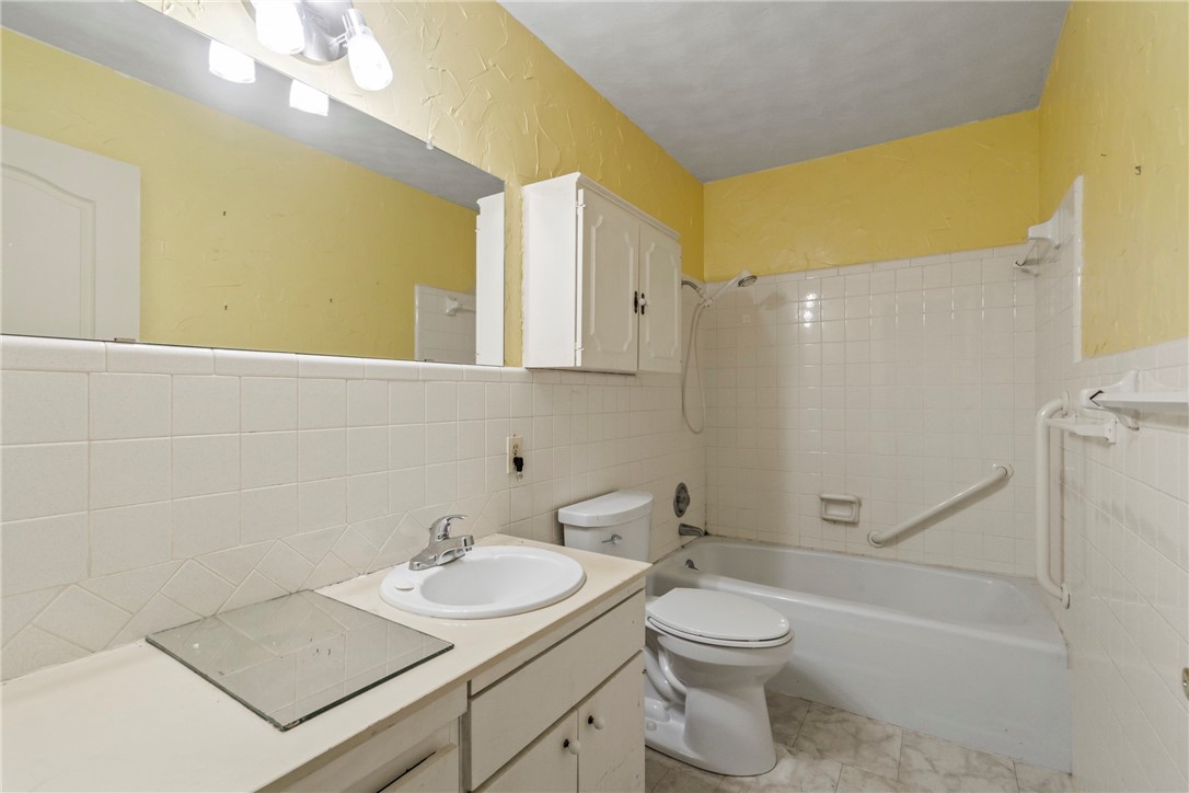 Western Hills Sub Siloam Spgs - Residential