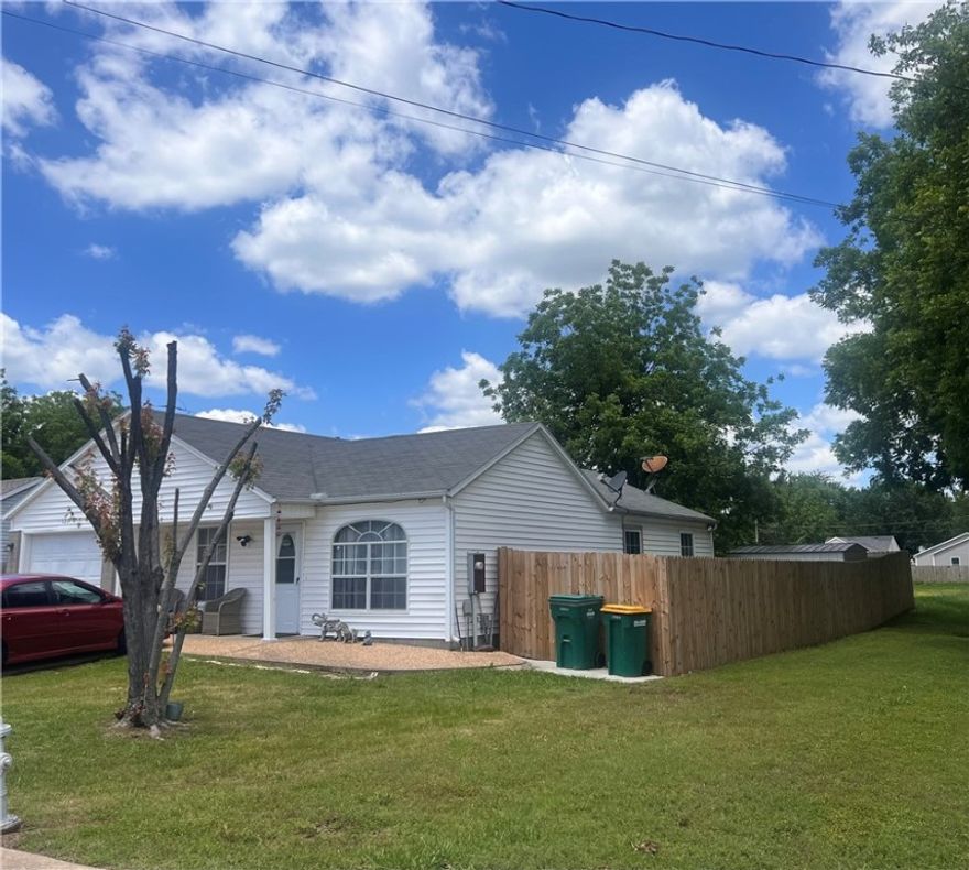 Don’t miss this amazing opportunity in the heart of Rogers!

This charming three-bedroom home features a garage conversion that adds a flexible bonus room—perfect for a playroom, home office, or creative space. The backyard is cozy and pet-friendly, ideal for a small gathering or quiet evenings outdoors.

Enjoy being just minutes from Downtown Rogers, Veterans Memorial Park, and the Railyard Bike Park, with I-49 less than 15 minutes away. Location and versatility make this one a must-see!