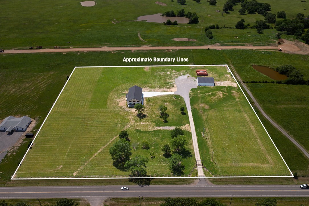 Photo 1 of 45 — 13917 Highway 82, Tahlequah, OK 74464
