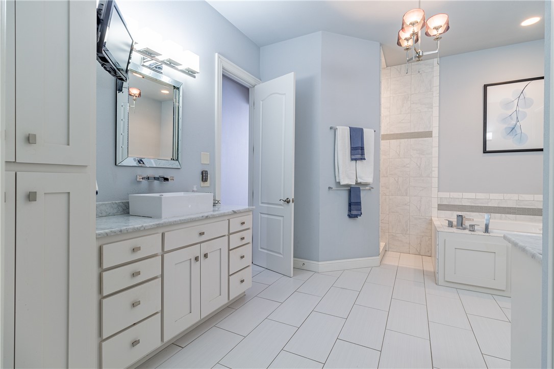 Shadow Valley Pud Ph Vii Rogers - Residential