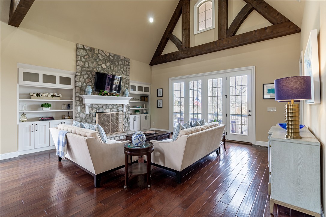 Shadow Valley Pud Ph Vii Rogers - Residential