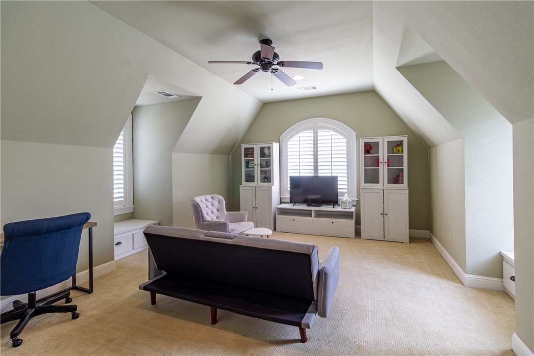 Shadow Valley Pud Ph Vii Rogers - Residential