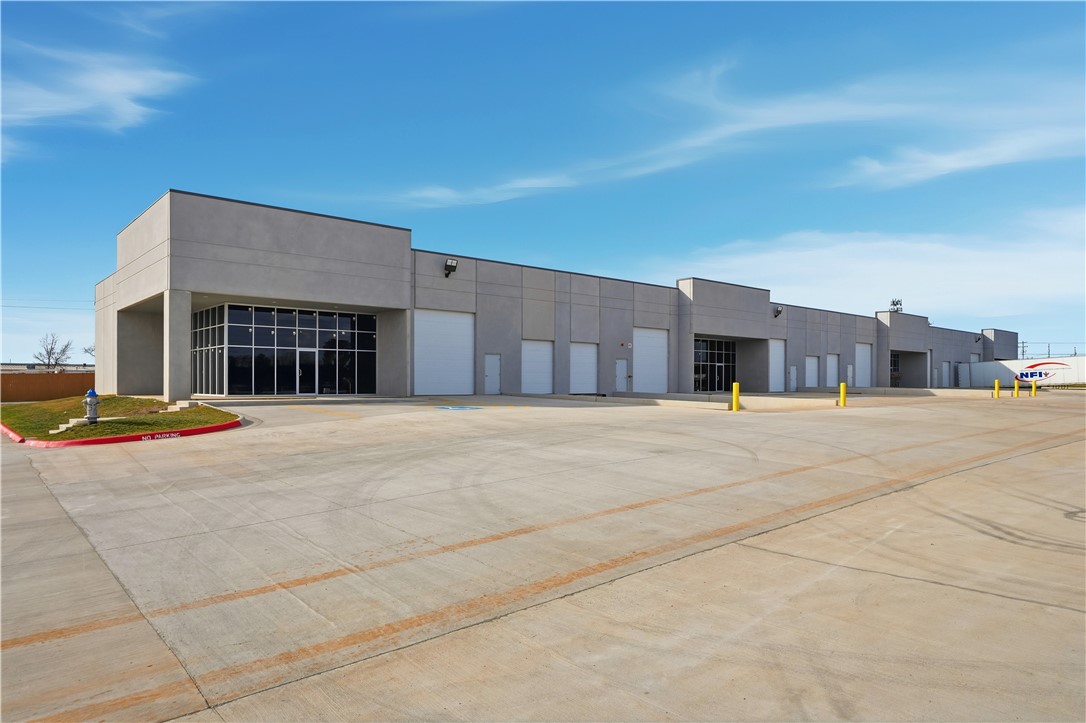 Springdale Outlots - Commercial Lease