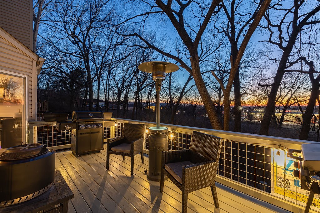 Bronze Tree Village - Residential