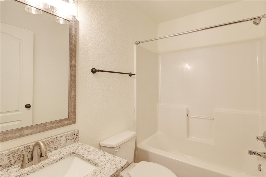 Fayetteville Outlots - Residential Lease