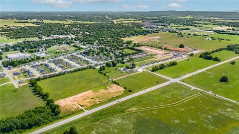 Unimproved Land in Prairie Grove AR 4.66 +/- AC Tract 5 Hwy 62 & S Mock Street 2.jpg