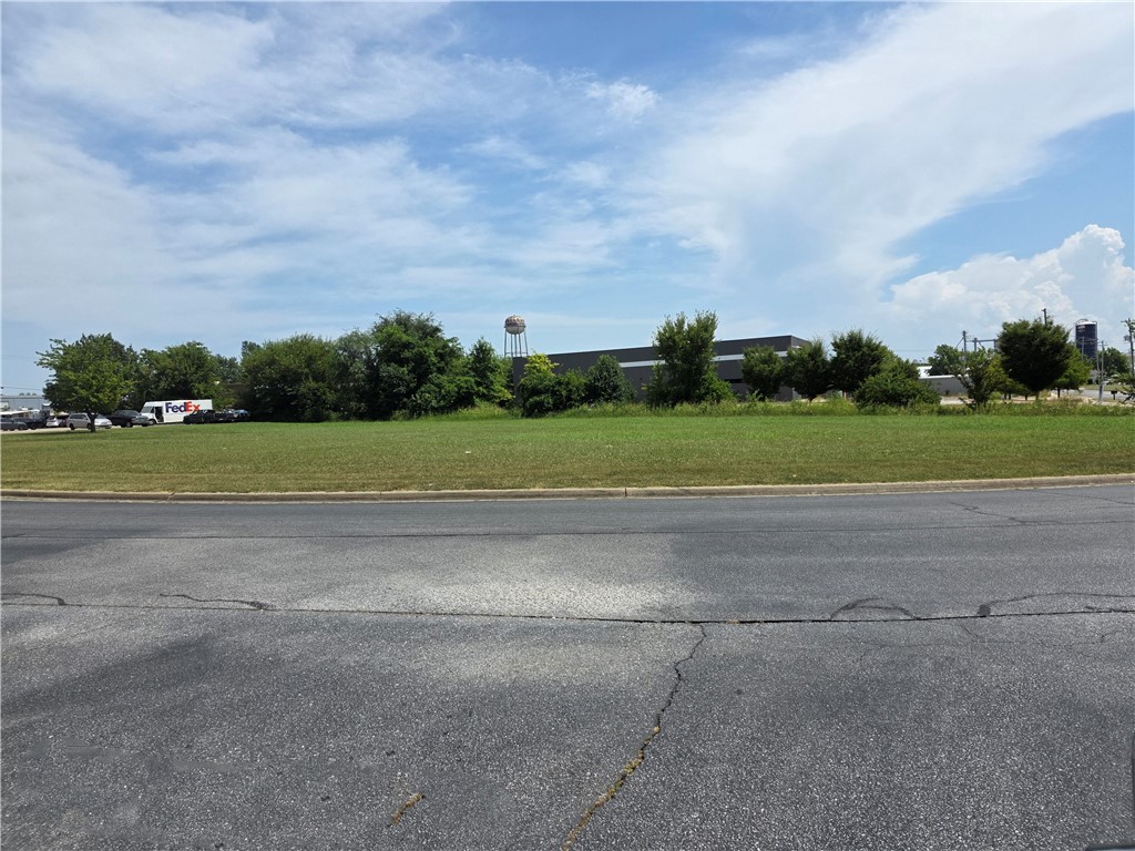 Monroe Corner Comm Ph Ii Lowell - Land