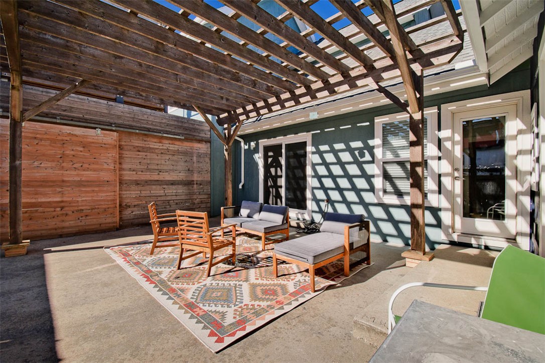 TJ Hollands - Residential