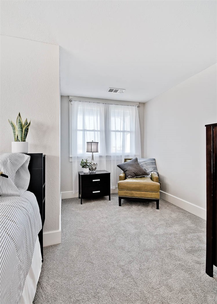 TJ Hollands - Residential