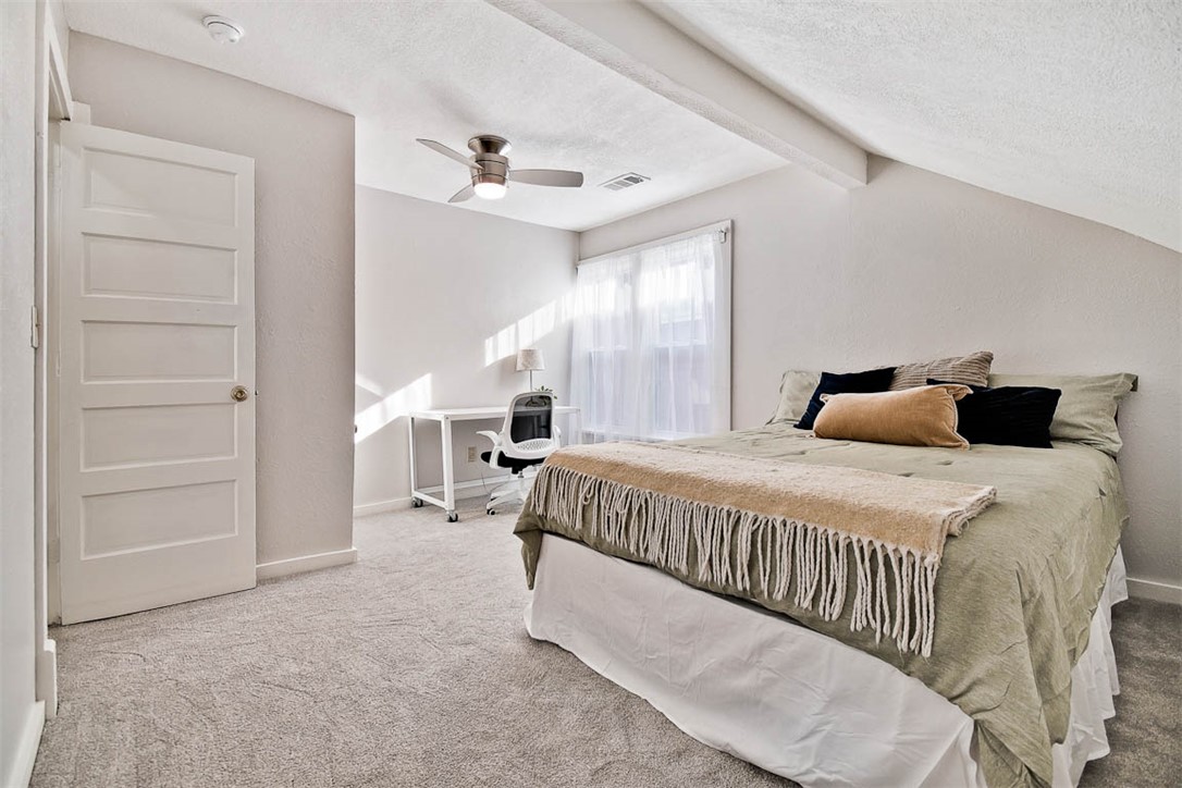 TJ Hollands - Residential