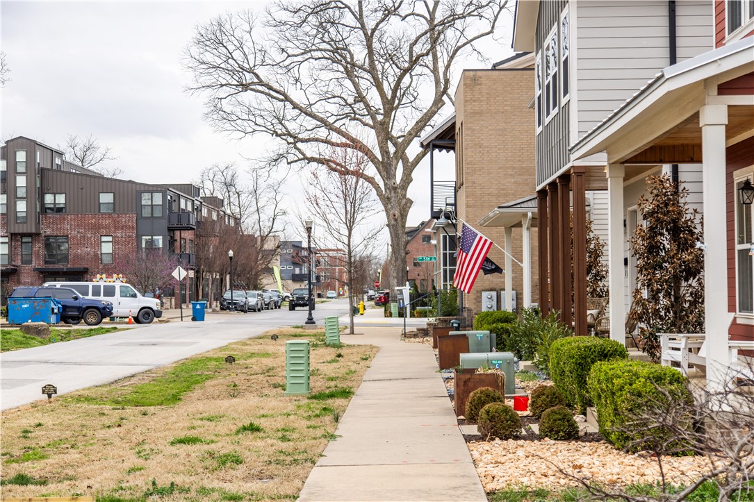 TJ Hollands - Residential