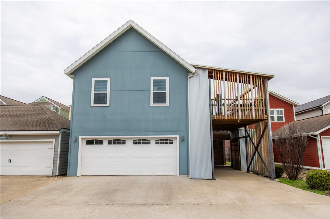 TJ Hollands - Residential