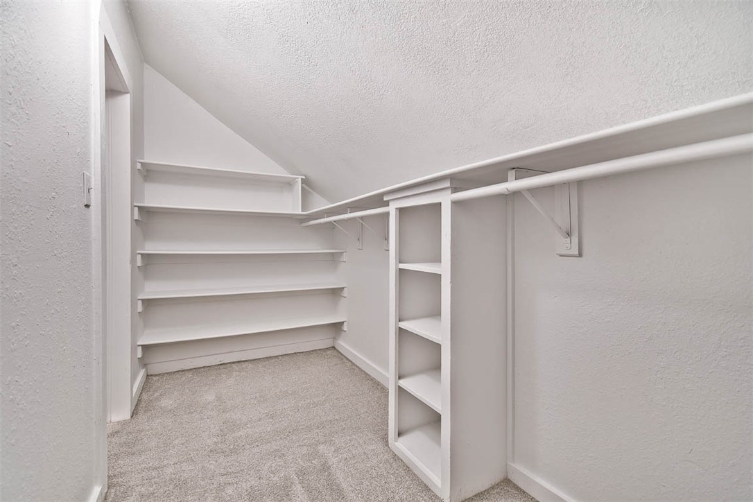 TJ Hollands - Residential