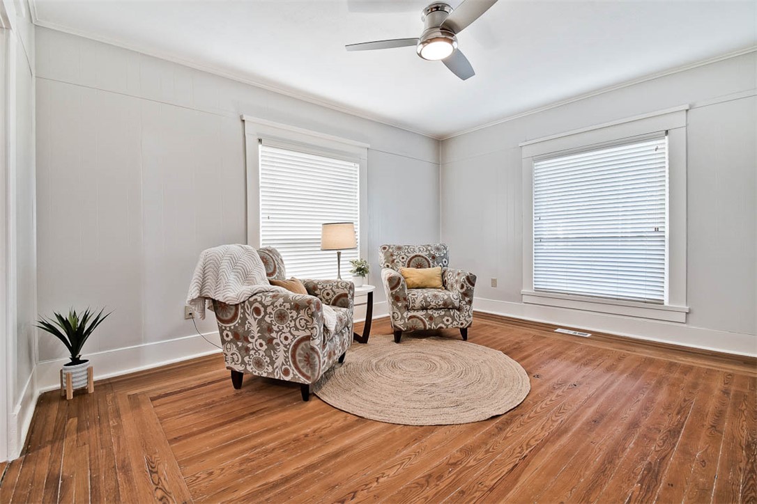 TJ Hollands - Residential