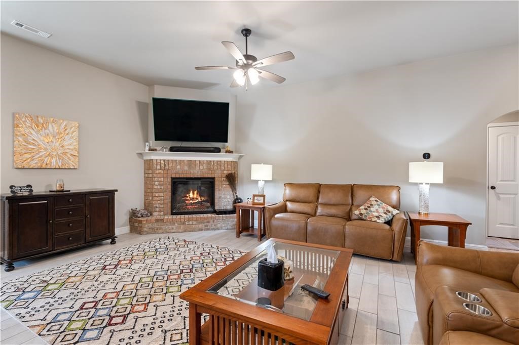 Grand Estates Ph 2 Gentry - Residential
