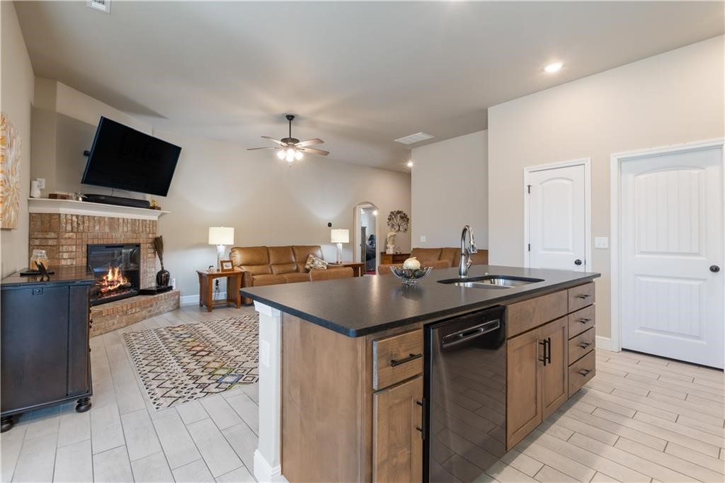 Grand Estates Ph 2 Gentry - Residential